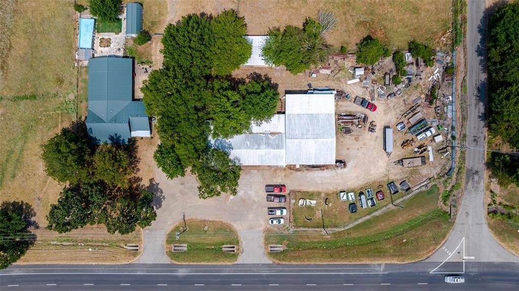 4687 E Highway 82, Paris, TX 75462