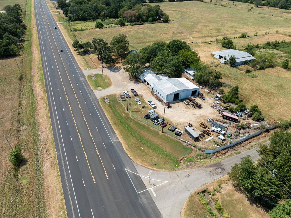 4687 E Highway 82, Paris, TX 75462
