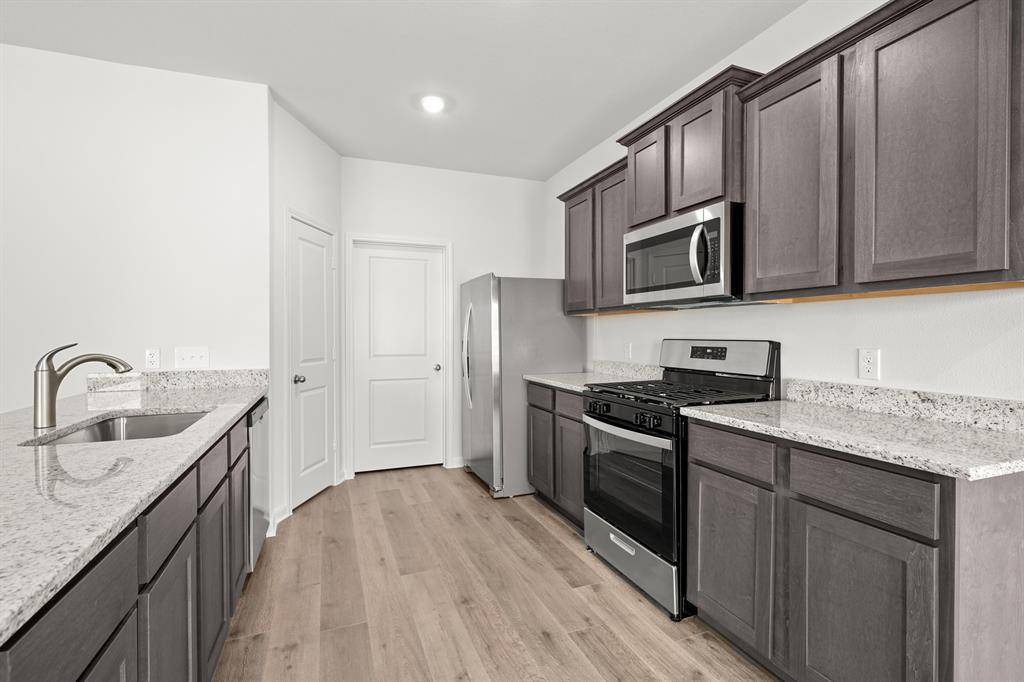 9600 Stranton Drive, Fort Worth, TX 76140
