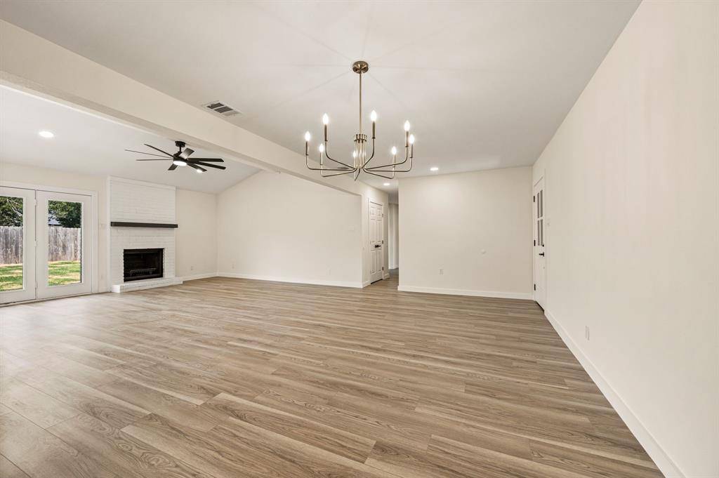 1003 Summit Circle, Carrollton, TX 75006