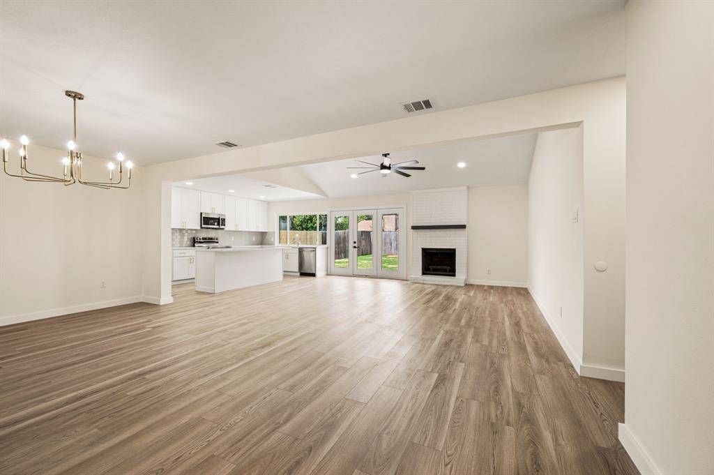 1003 Summit Circle, Carrollton, TX 75006