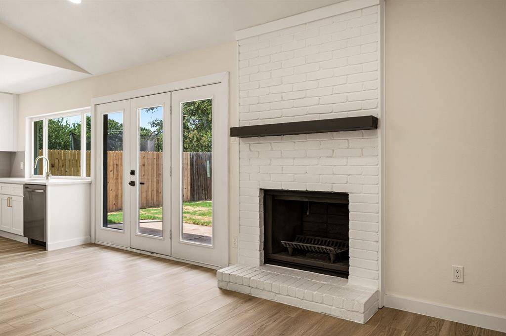 1003 Summit Circle, Carrollton, TX 75006
