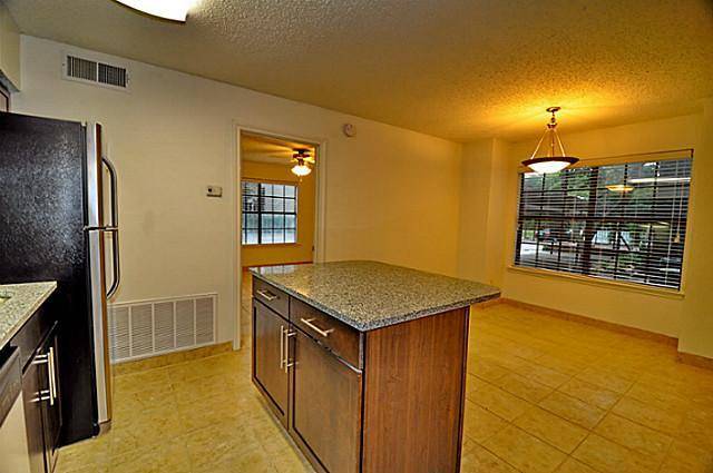 6910 Skillman Street #1034, Dallas, TX 75231