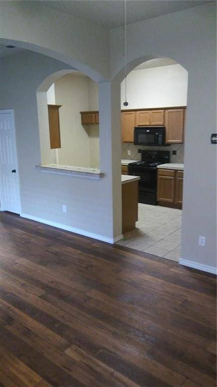 1413 Piedmont Drive, Mansfield, TX 76063