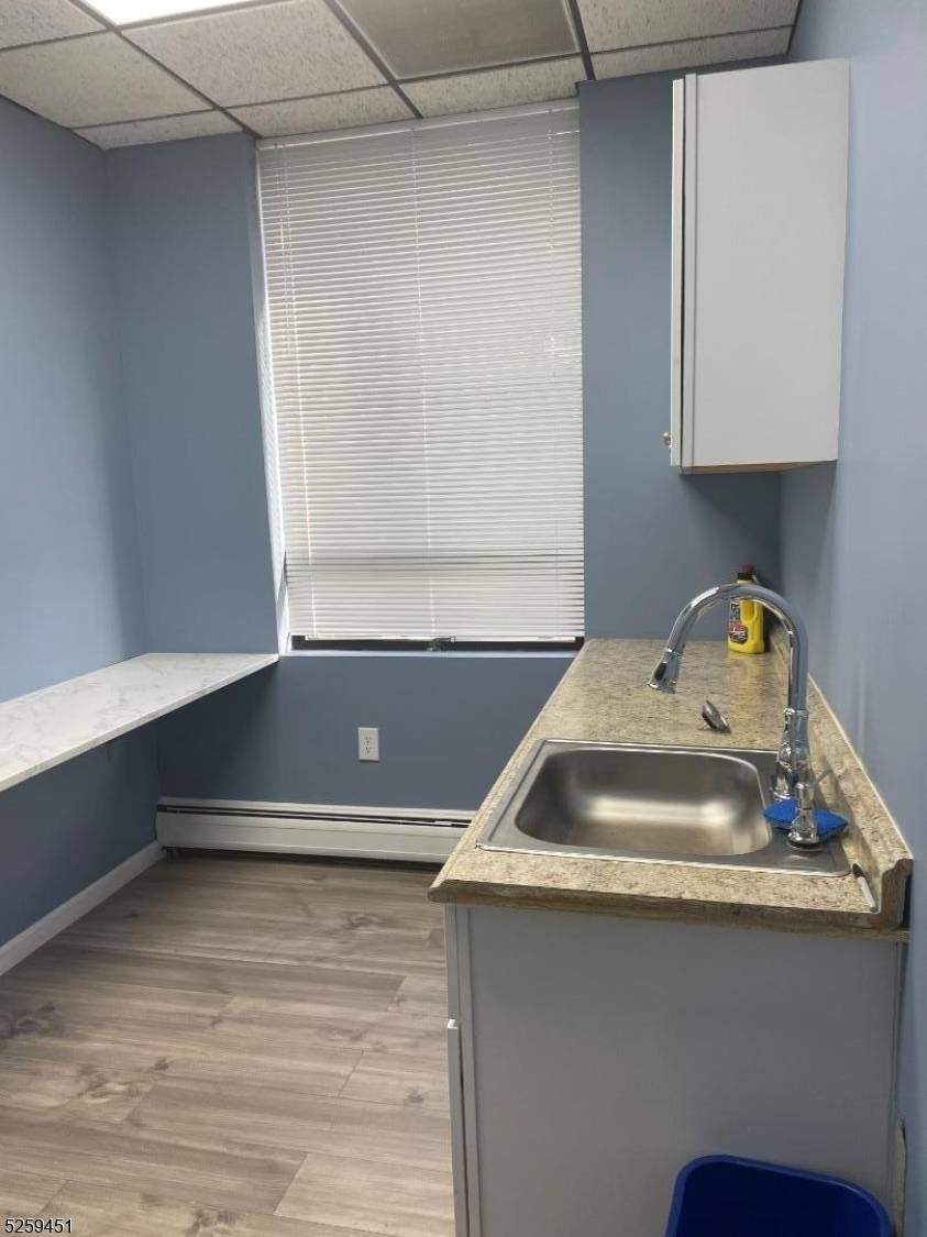 700 N Broad St, Elizabeth City, NJ 07208