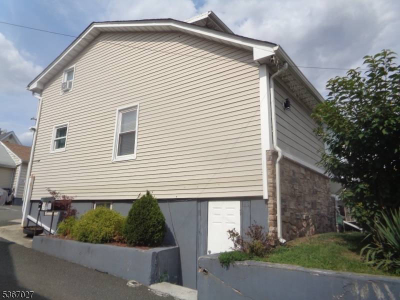 537 US Highway 22, Hillside Twp., NJ 07205