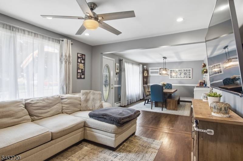 78 Stanley St, Clifton City, NJ 07013