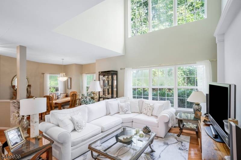 1308 Grandview Ct, Hanover Twp., NJ 07981