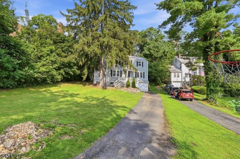 36 Hillside Ave, Newton Town, NJ 07860