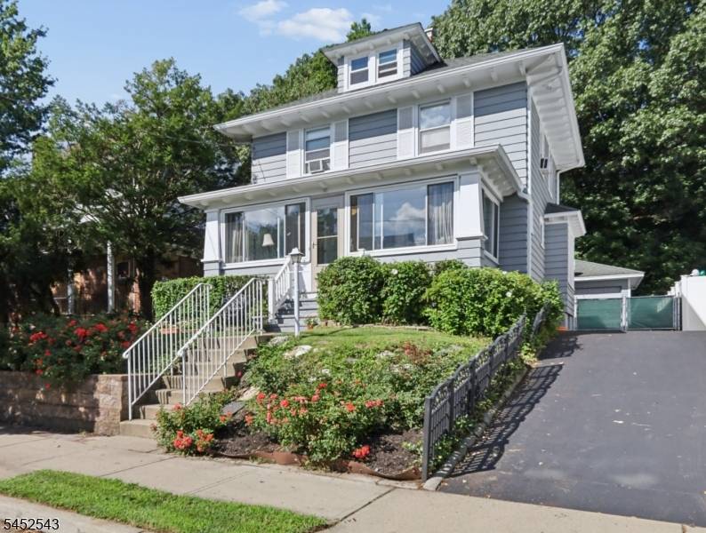 30 Brookside Ave, Hawthorne Boro, NJ 07506