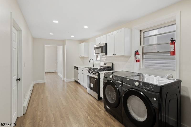 86 Farnham Ave, Garfield City, NJ 07026