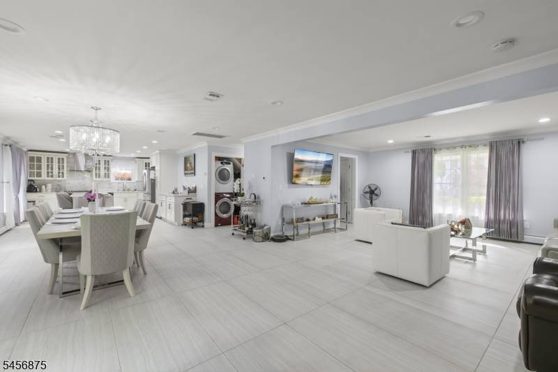 279 Nathan Ct, Aberdeen Twp., NJ 07721