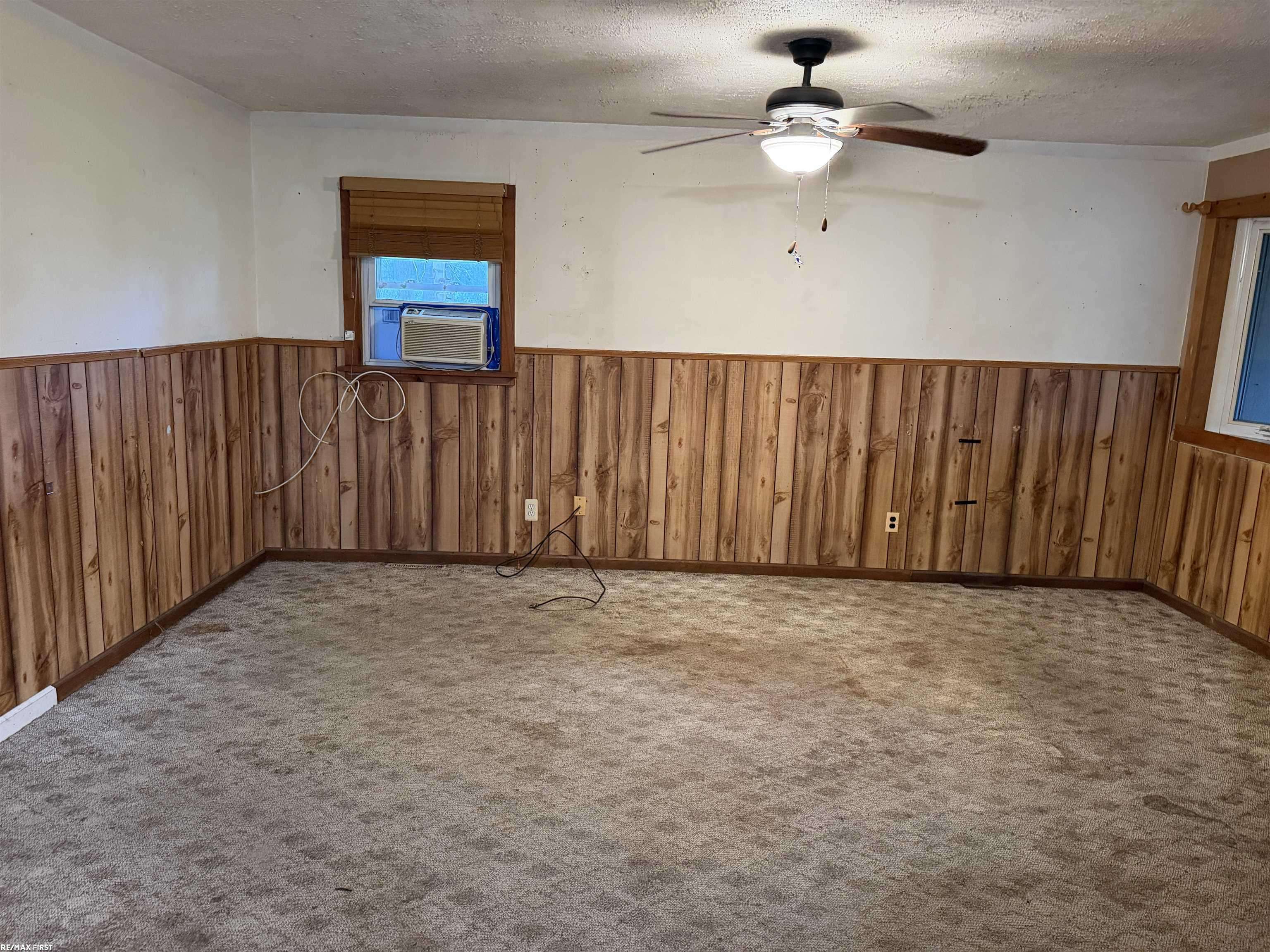 2233 North Channel DR, Clay Twp, MI 48028