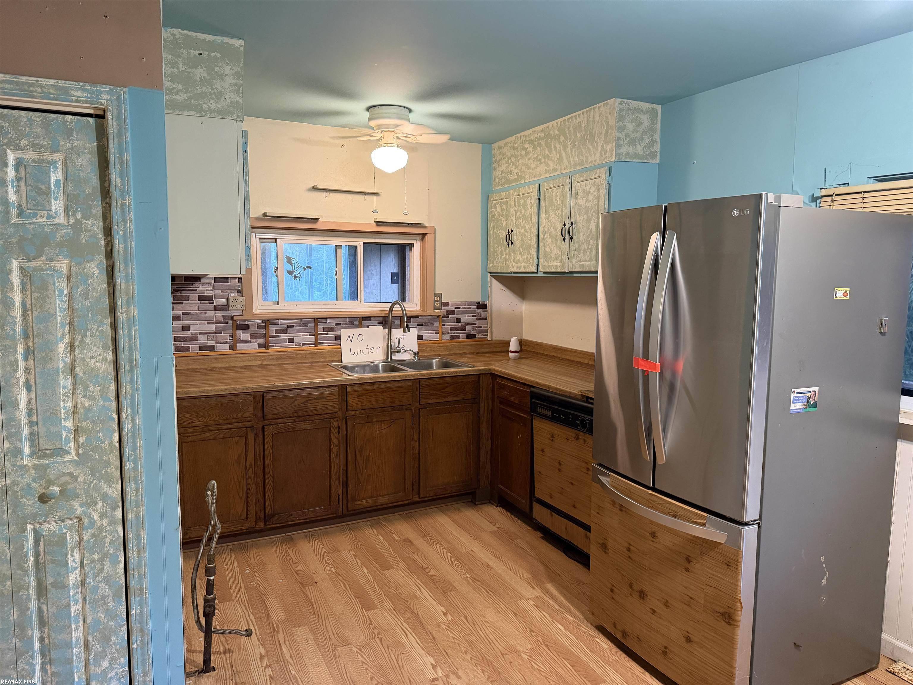 2233 North Channel DR, Clay Twp, MI 48028