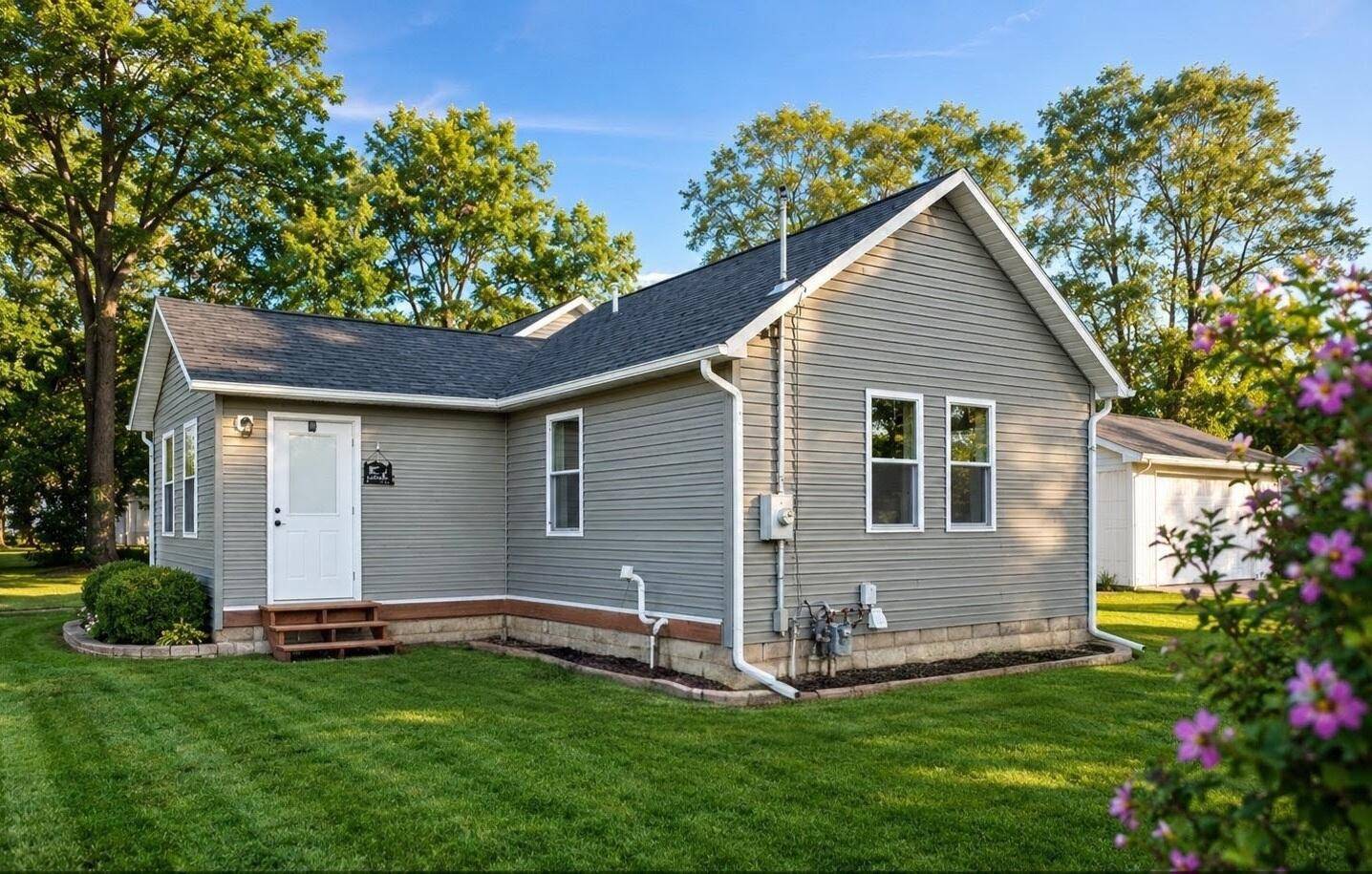 363 Garfield ST, Otsego City, MI 49078