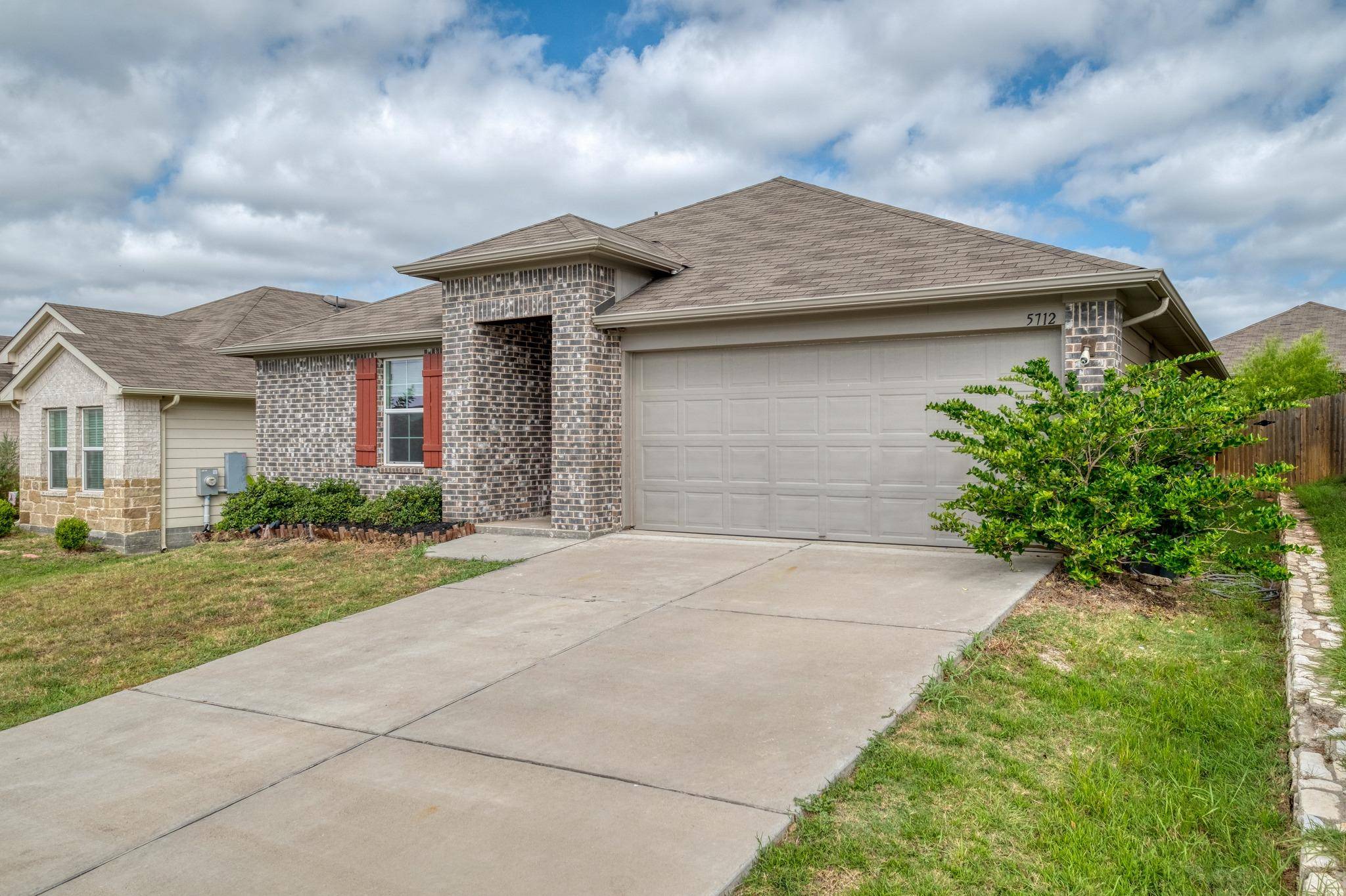 5712 Xene DR, Austin, TX 78724