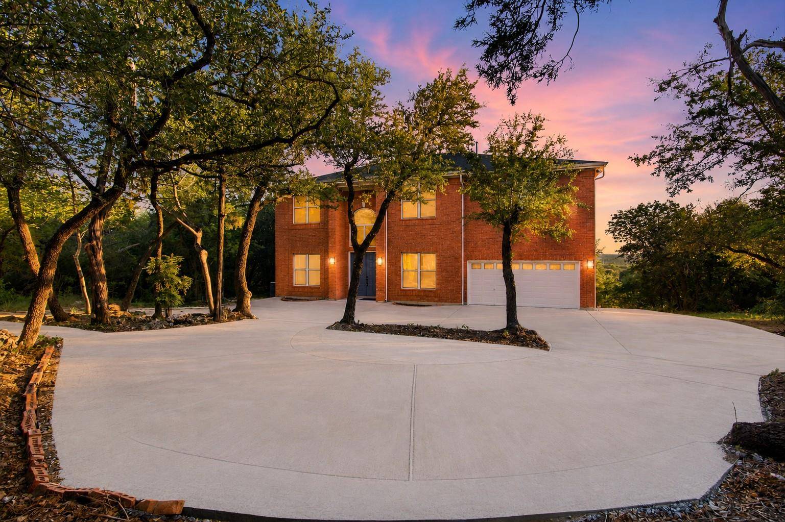 8204 Texas Plume RD, Austin, TX 78759