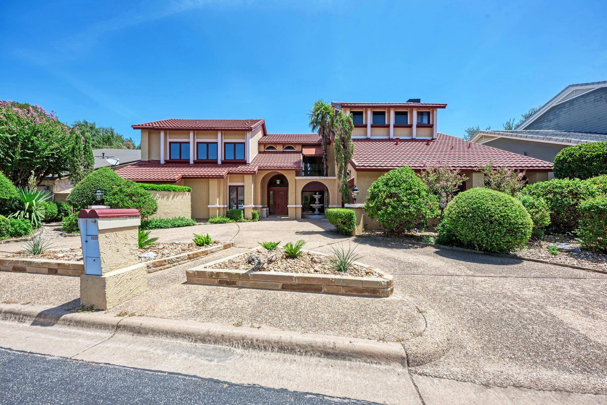 10909 Legends LN, Austin, TX 78747