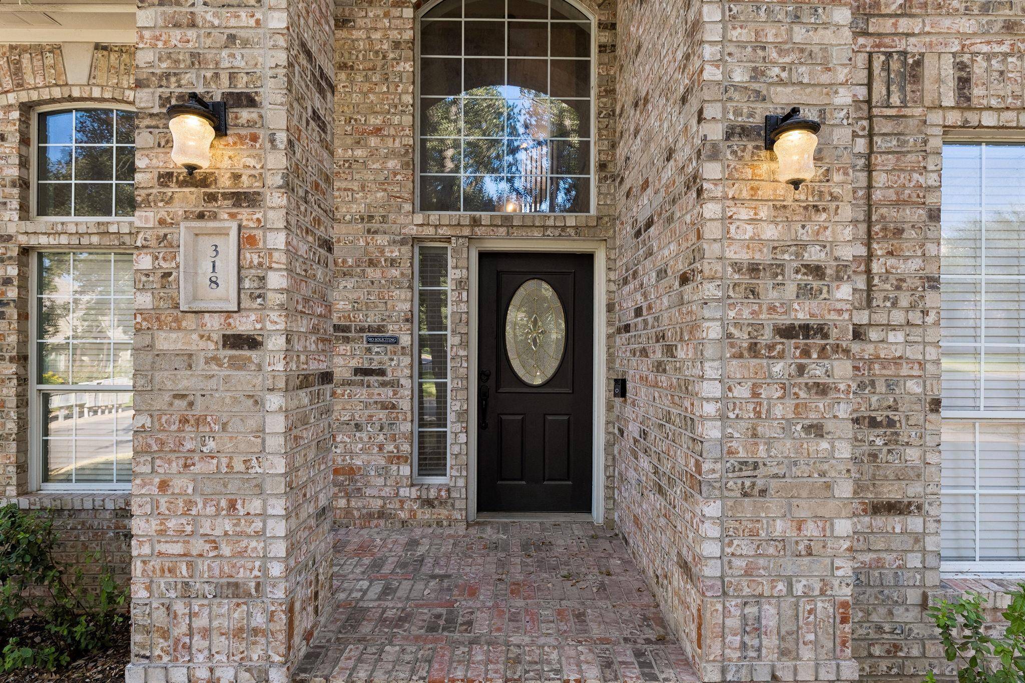 318 Ridge Run DR, Georgetown, TX 78628