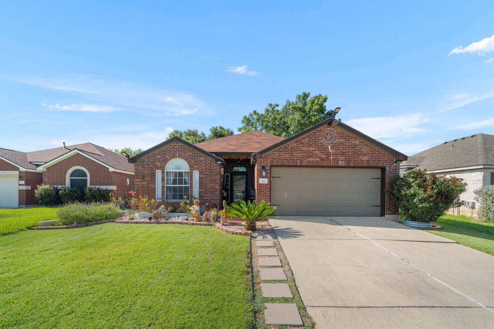 302 Adkins CV, Georgetown, TX 78626