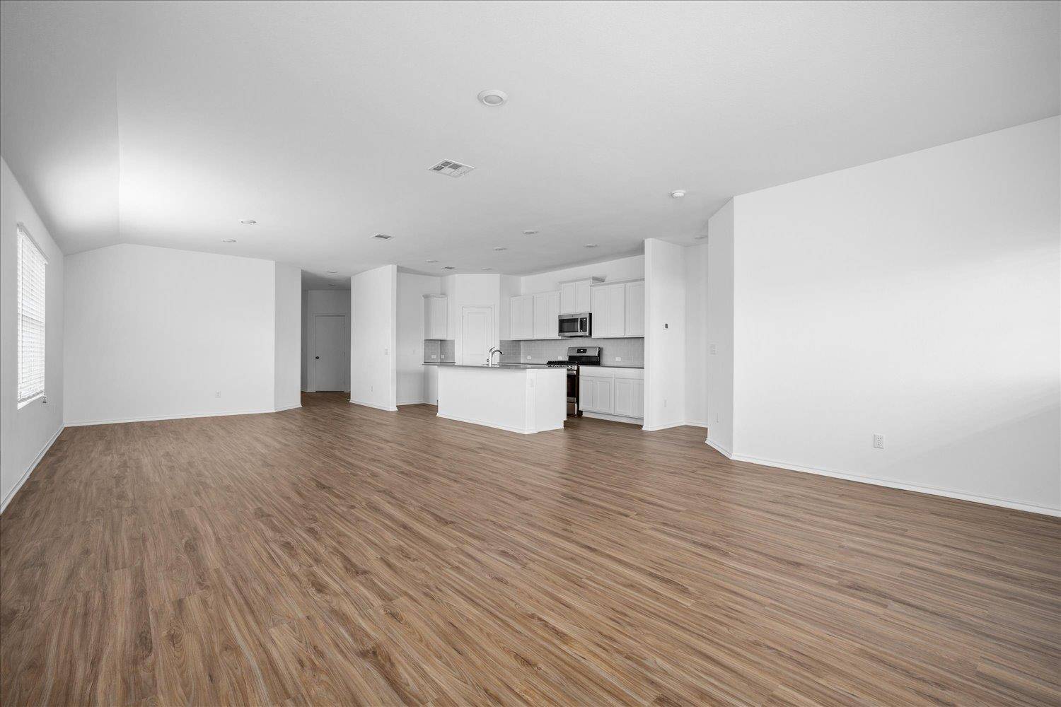 104 VINTAGE DR, San Marcos, TX 78666