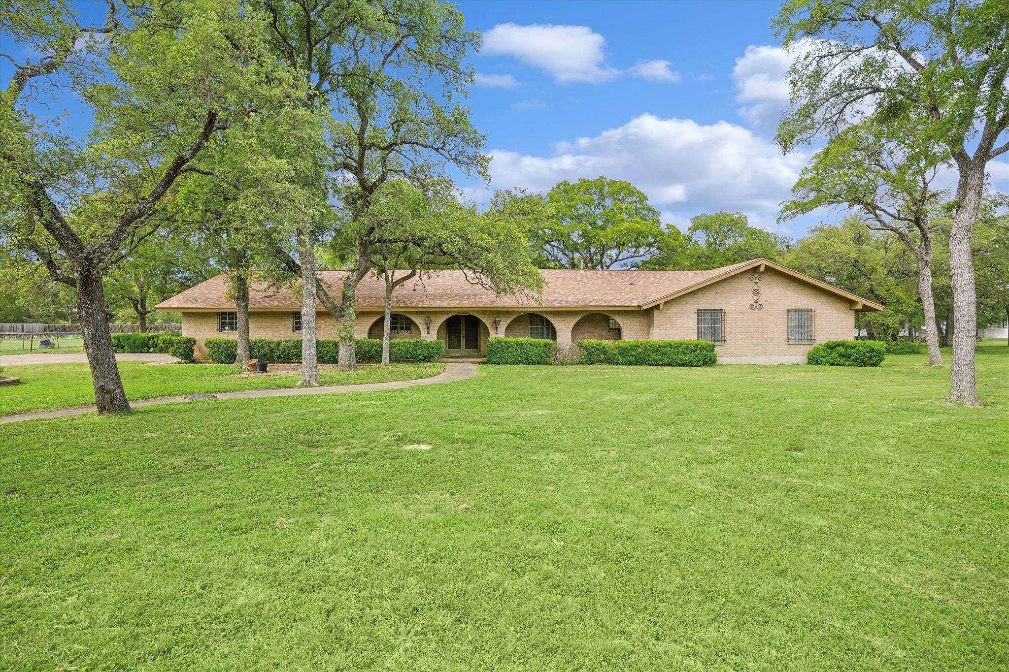 3910 McNeil DR, Austin, TX 78727