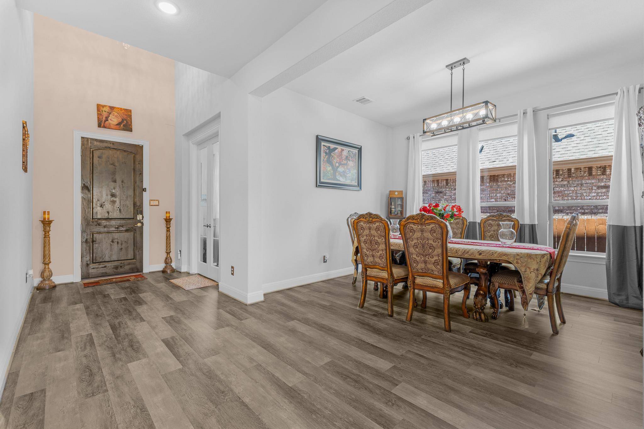 428 Landing LN, Leander, TX 78641