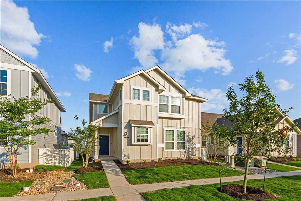 124 Fabion ST, Kyle, TX 78640