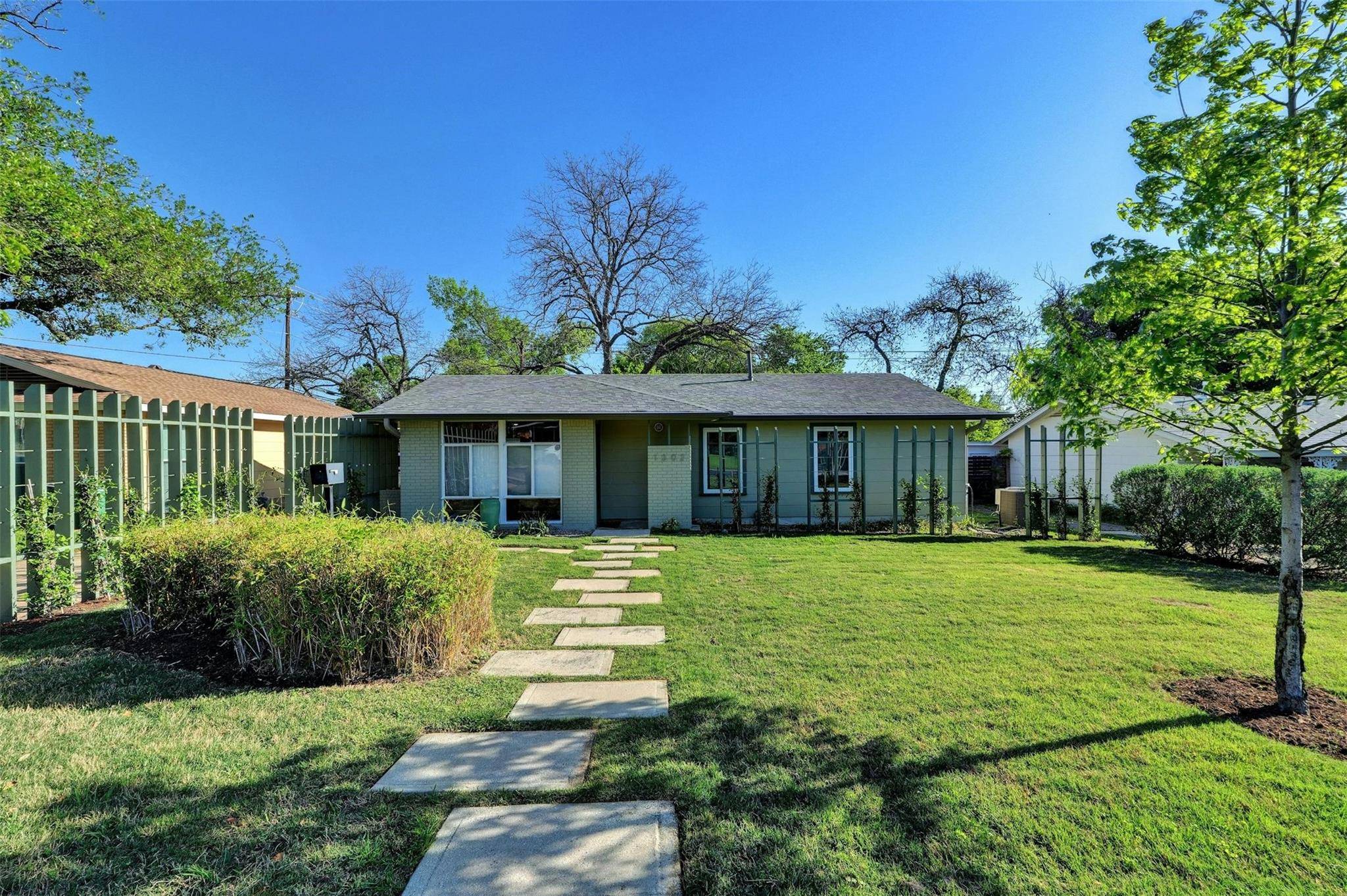 1302 Berkshire DR, Austin, TX 78723