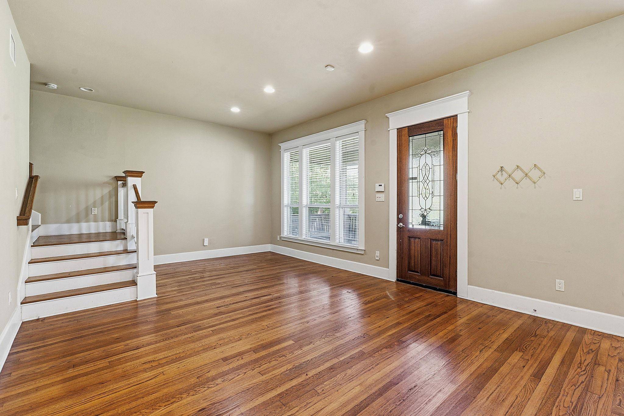 1305 Cometa ST, Austin, TX 78721