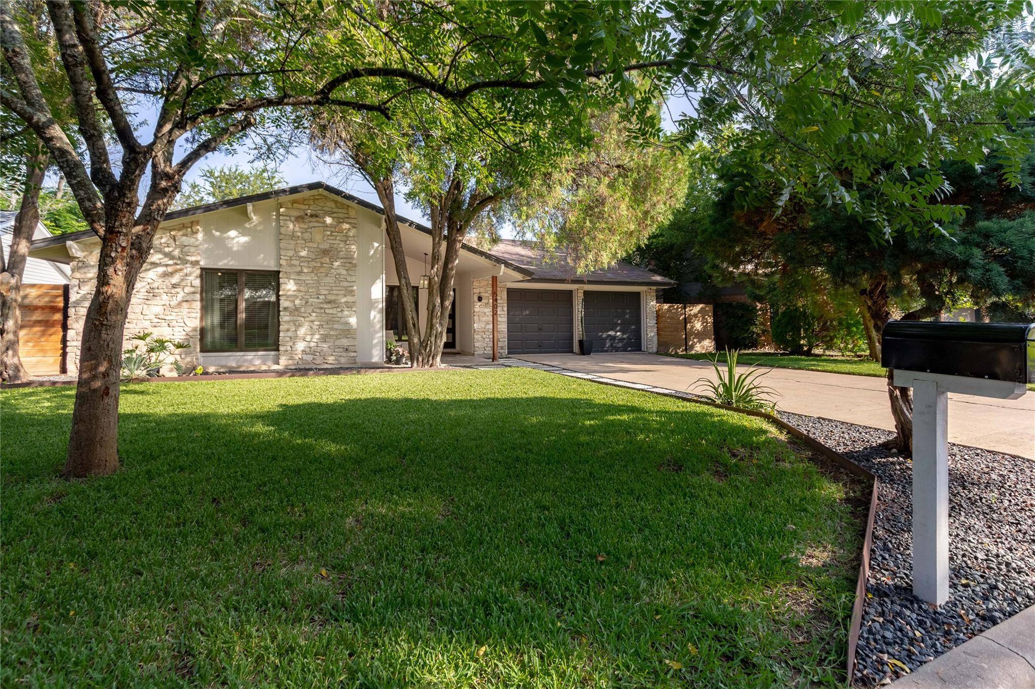 5402 Fernview RD, Austin, TX 78745