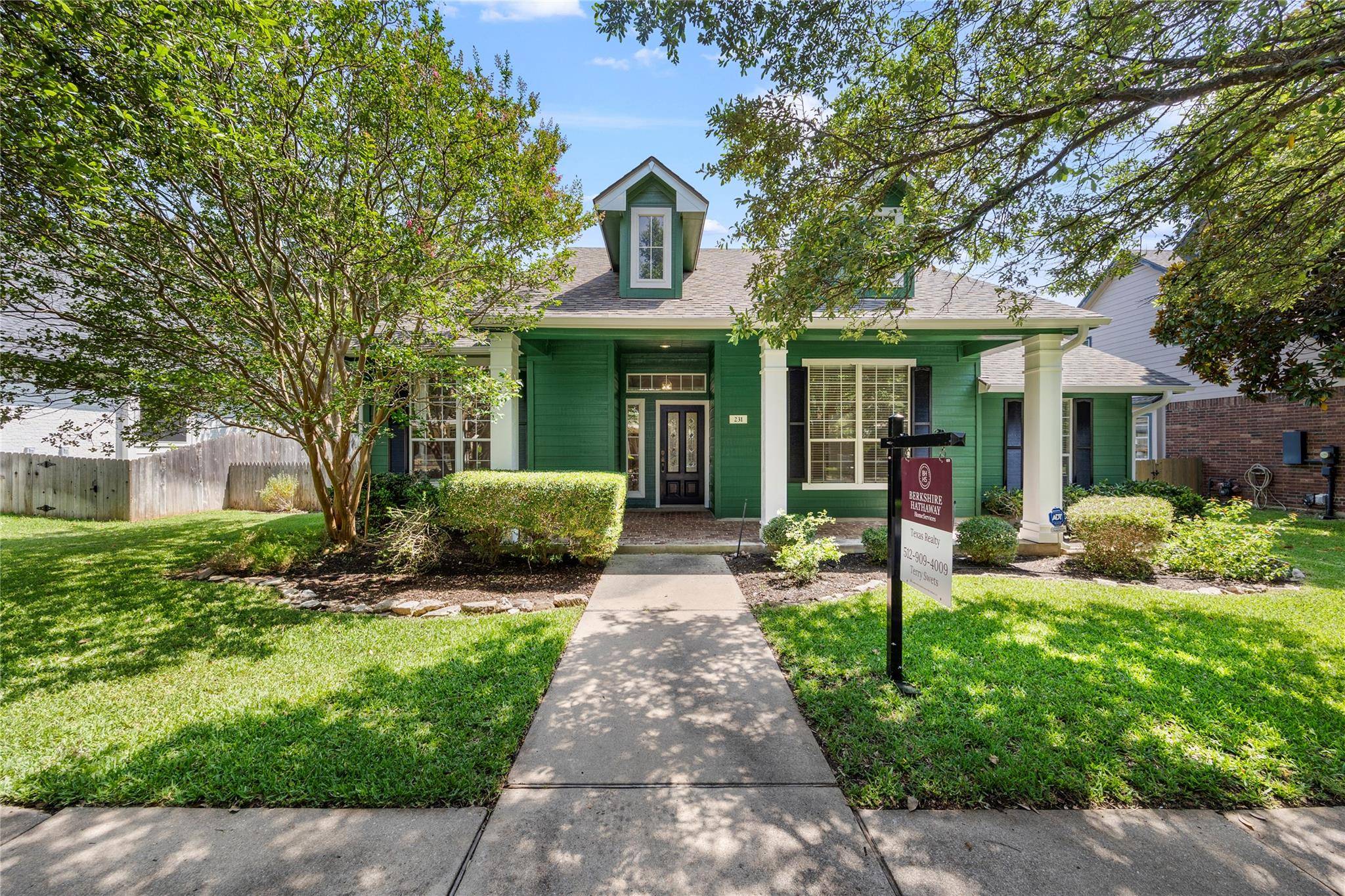 231 Westbury LN, Georgetown, TX 78633