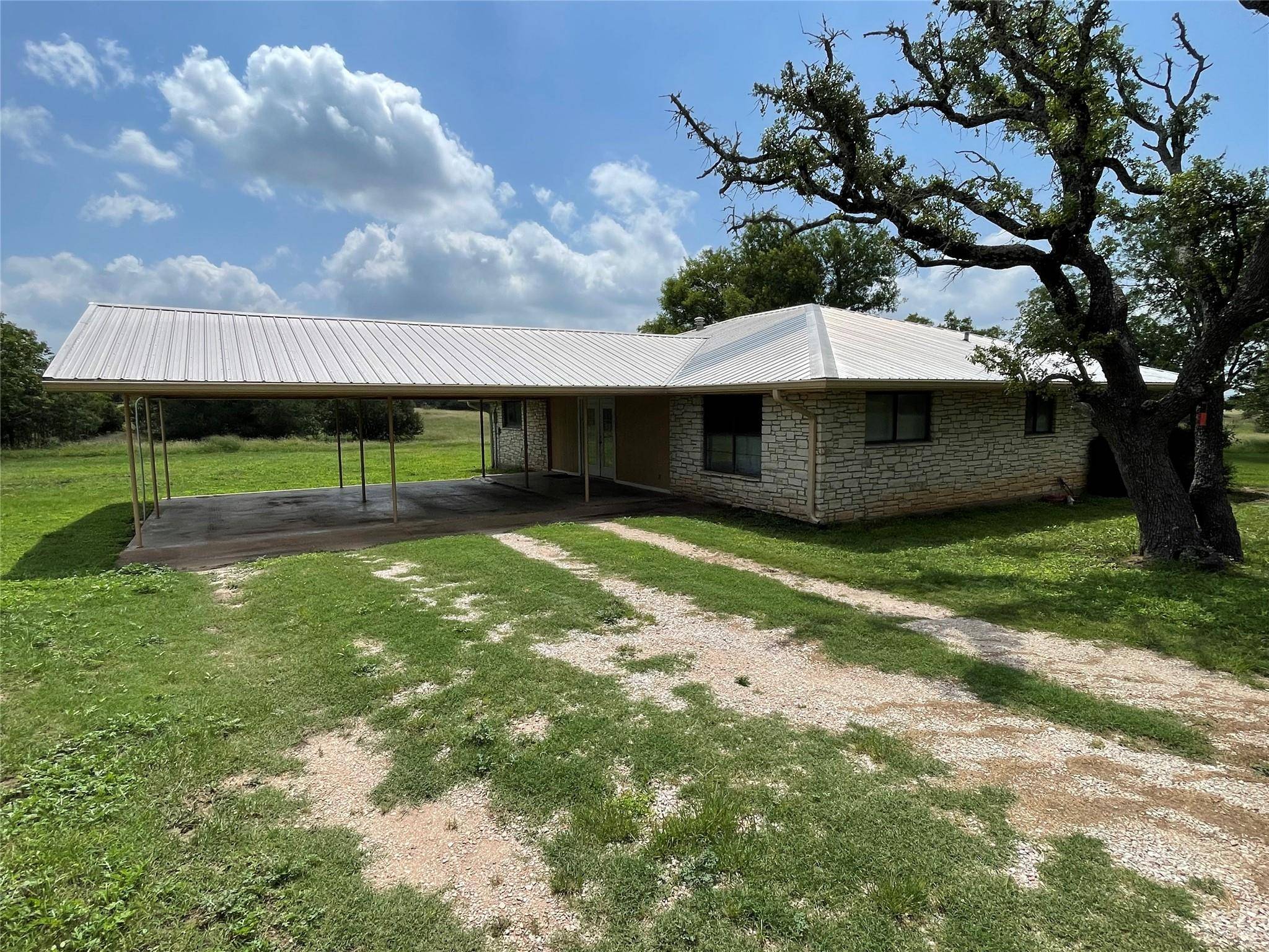 1435 County Road 108, Burnet, TX 78611