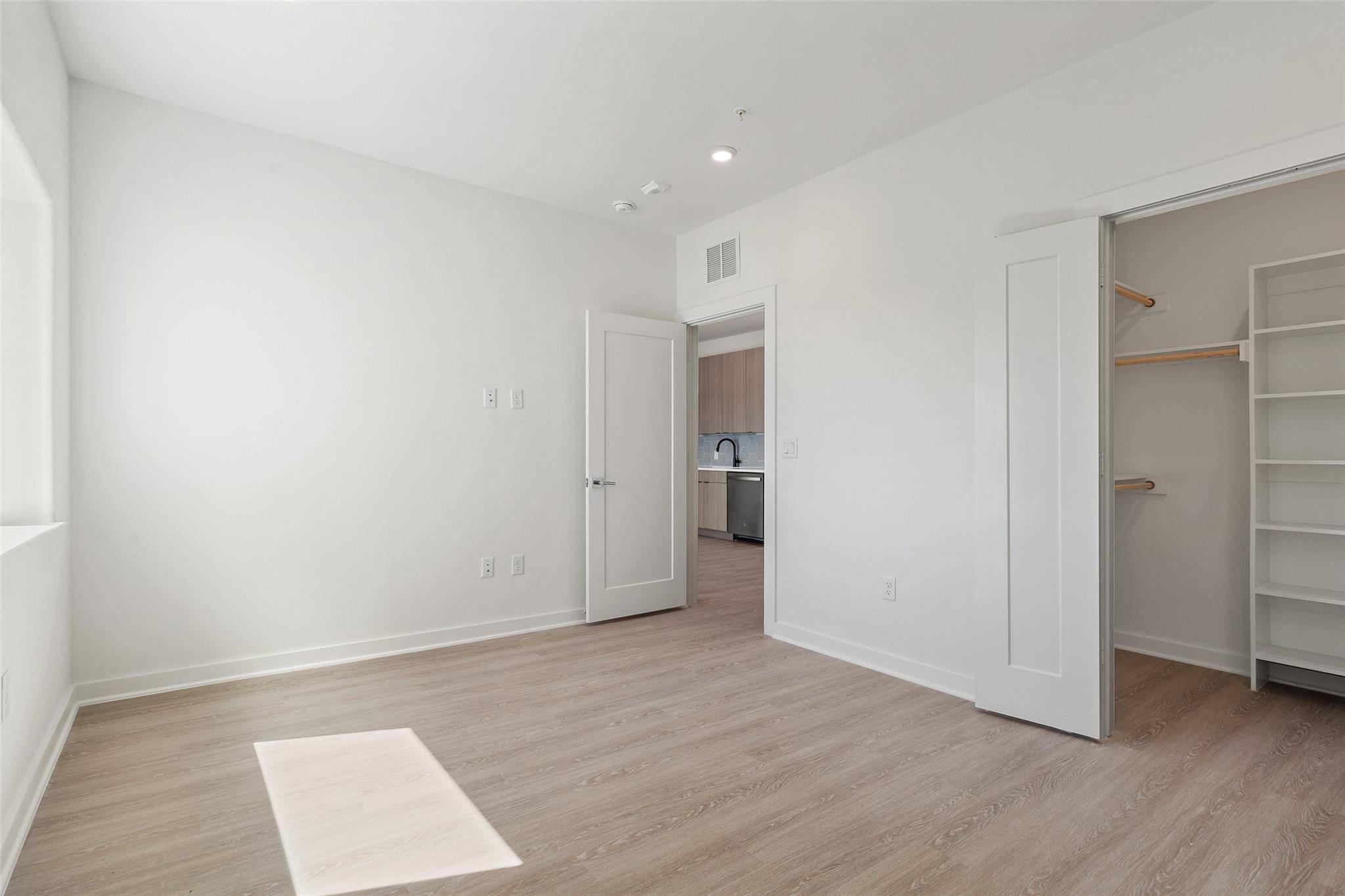 4802 S Congress Ave #403, Austin, TX 78745