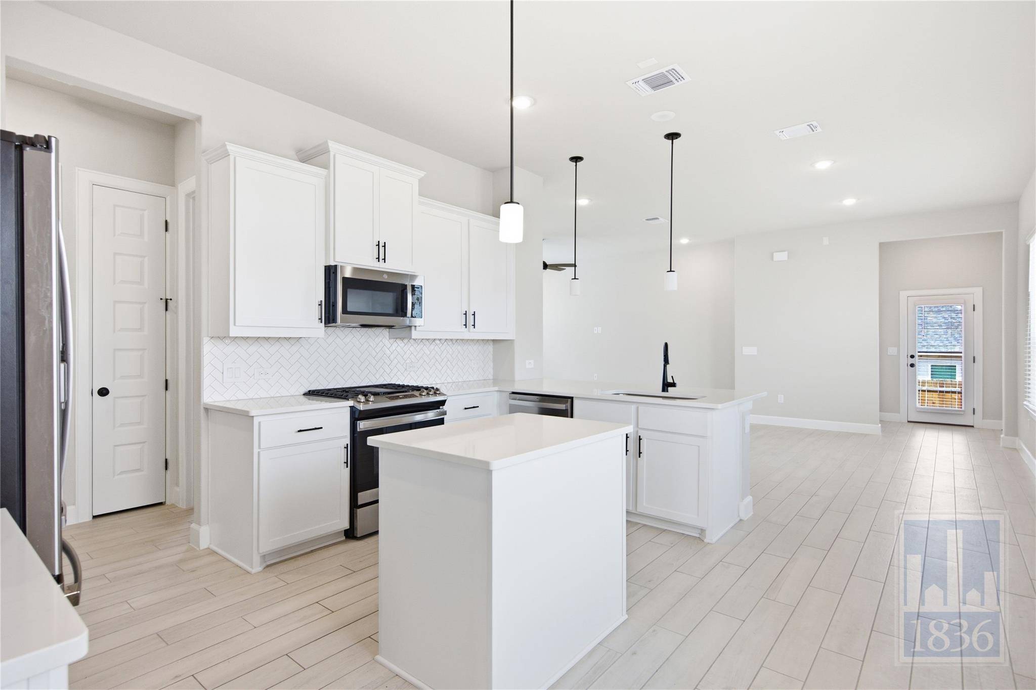 4910 Warm Wassail DR, Austin, TX 78747