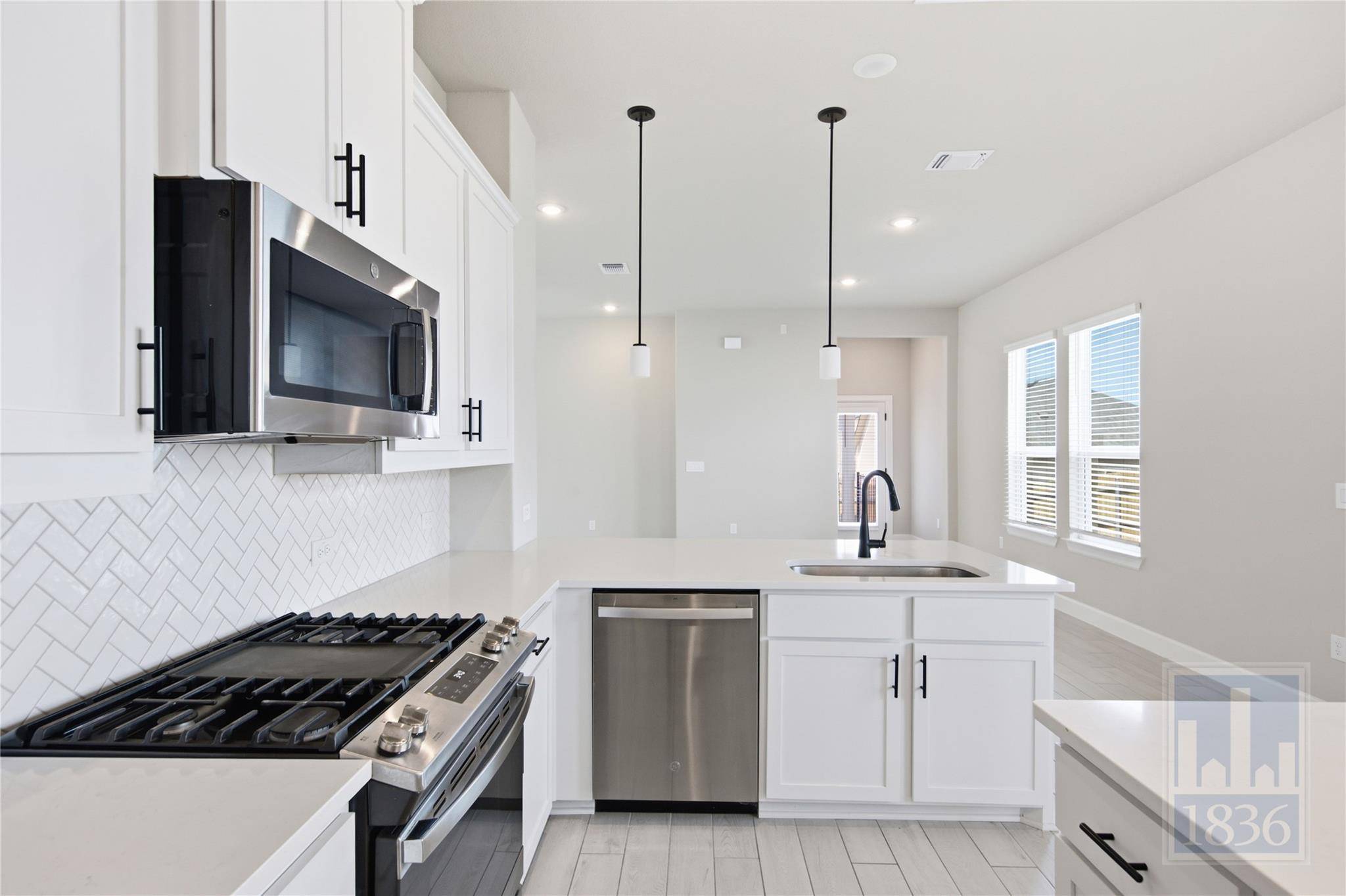 4910 Warm Wassail DR, Austin, TX 78747