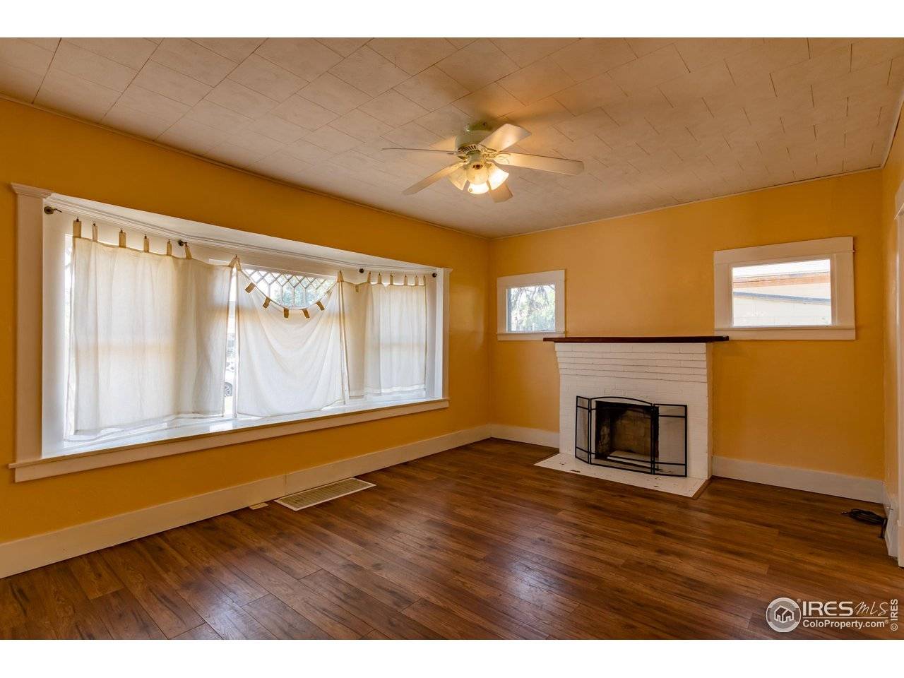 1315 Chester, Aurora, CO 80010