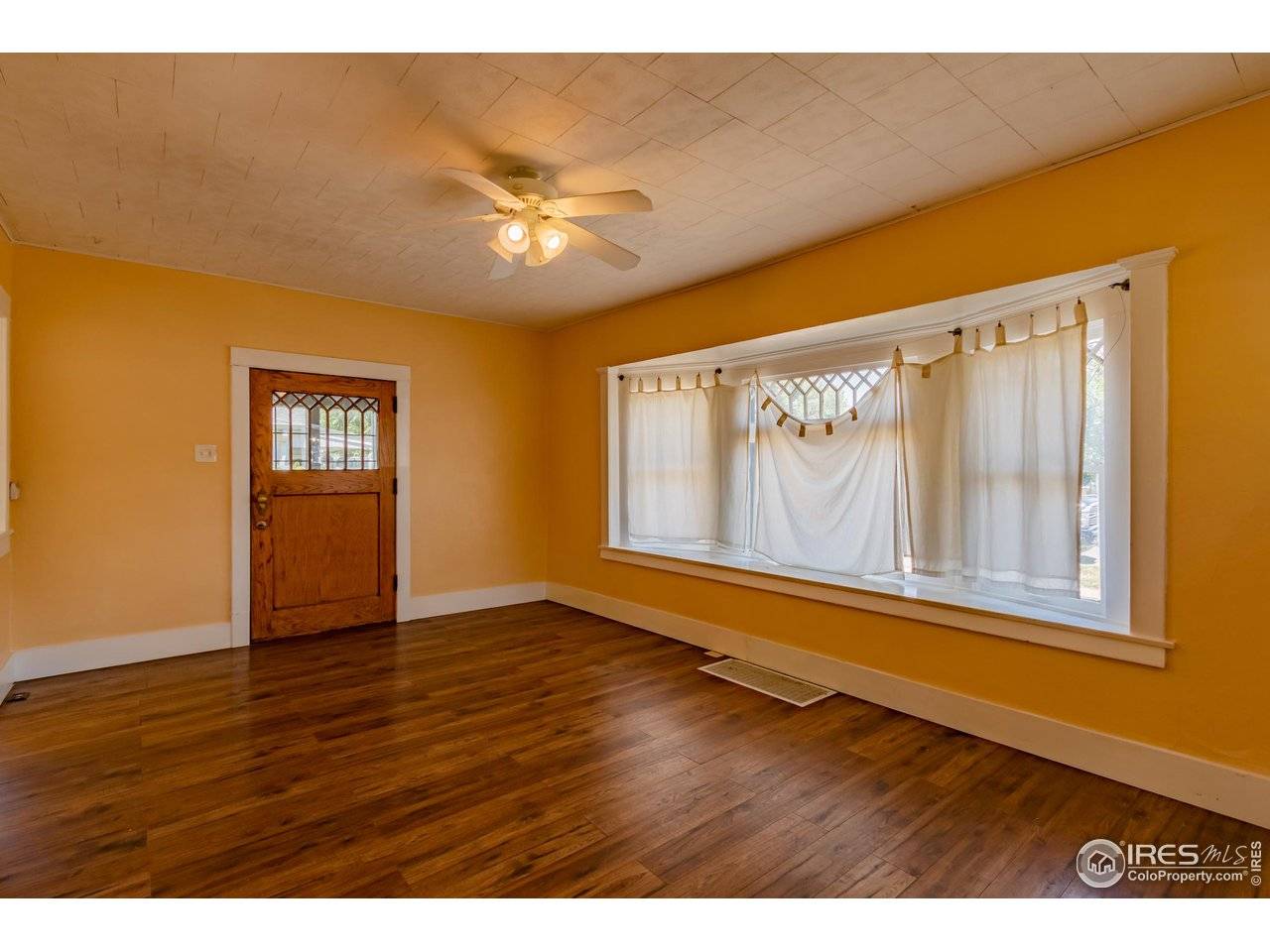 1315 Chester, Aurora, CO 80010