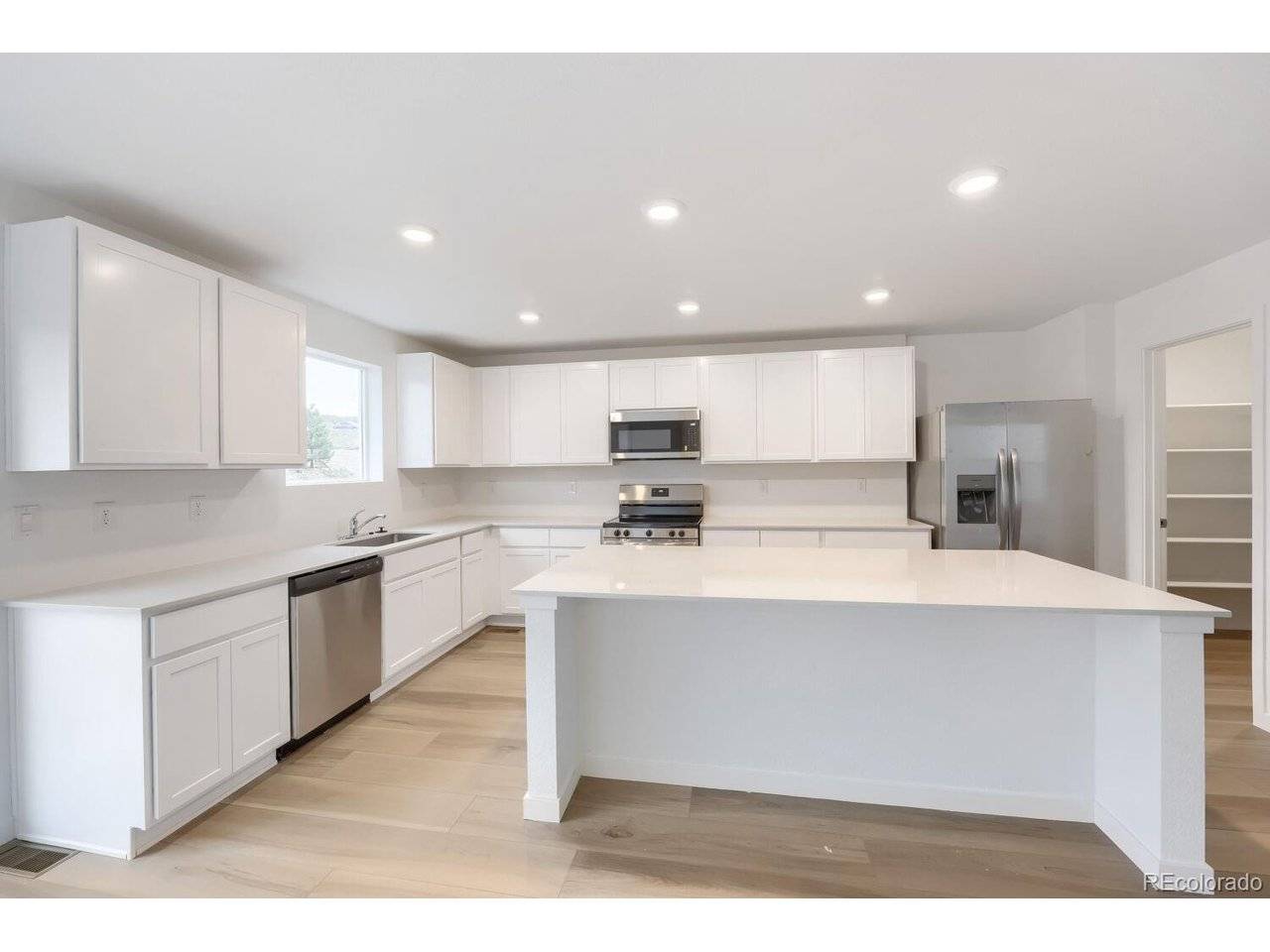 2696 Lower Crags, Colorado Springs, CO 80904