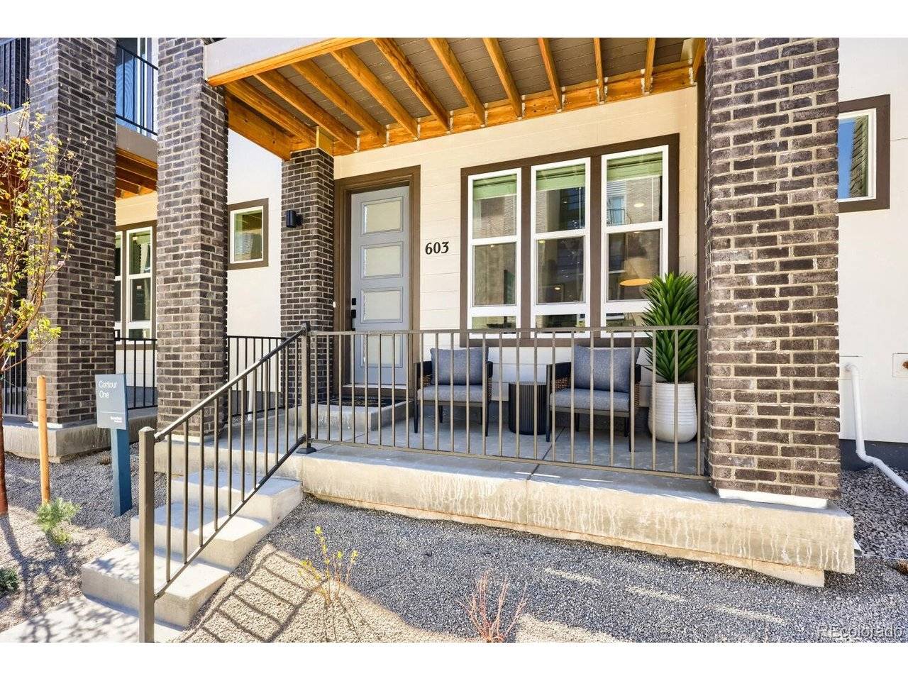 9200 E 47th #407, Denver, CO 80238