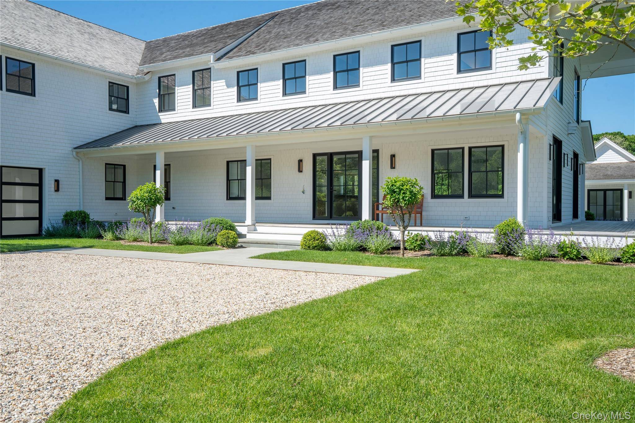 275 Narrow LN, Bridgehampton, NY 11932