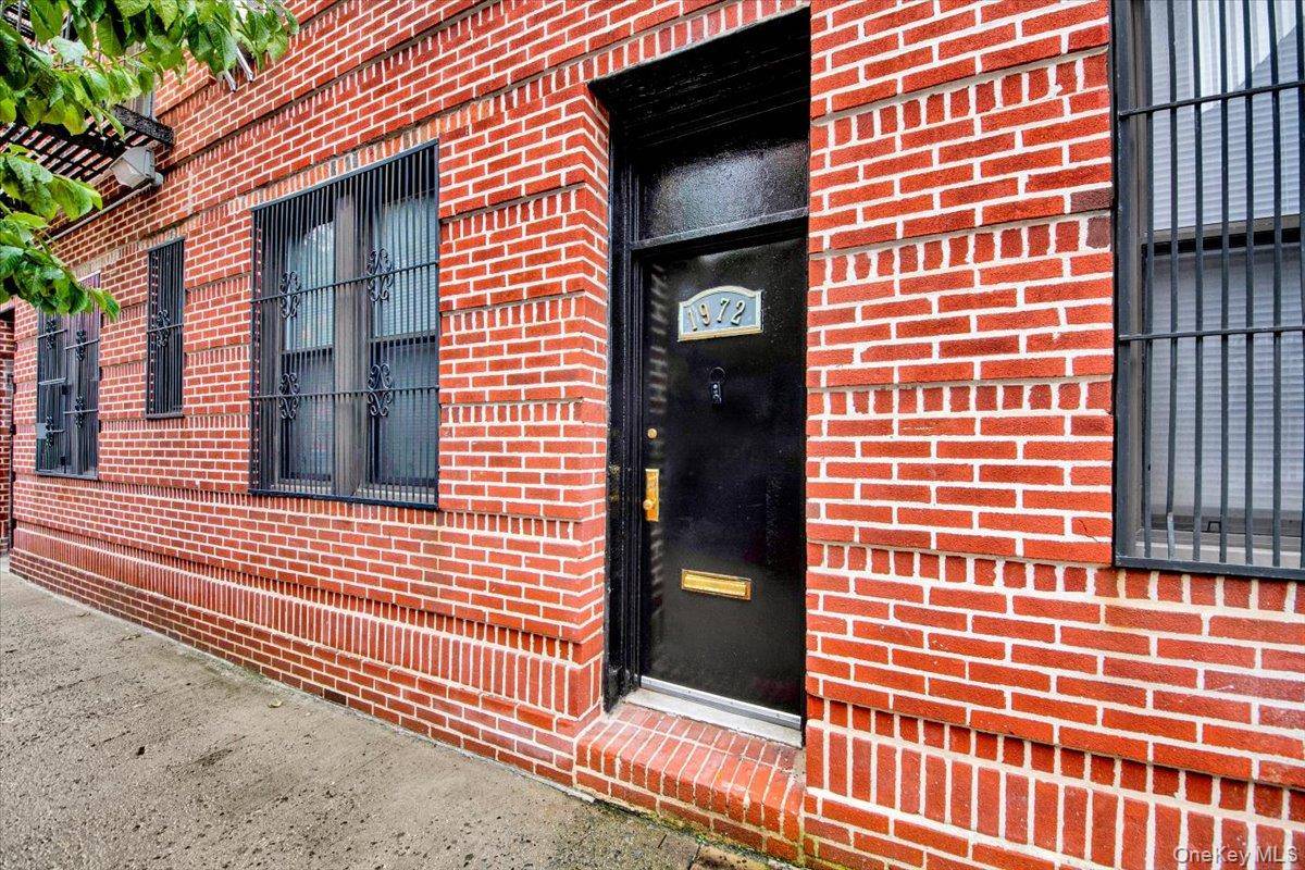 1972 Lafontaine Ave #1972, Bronx, NY 10457