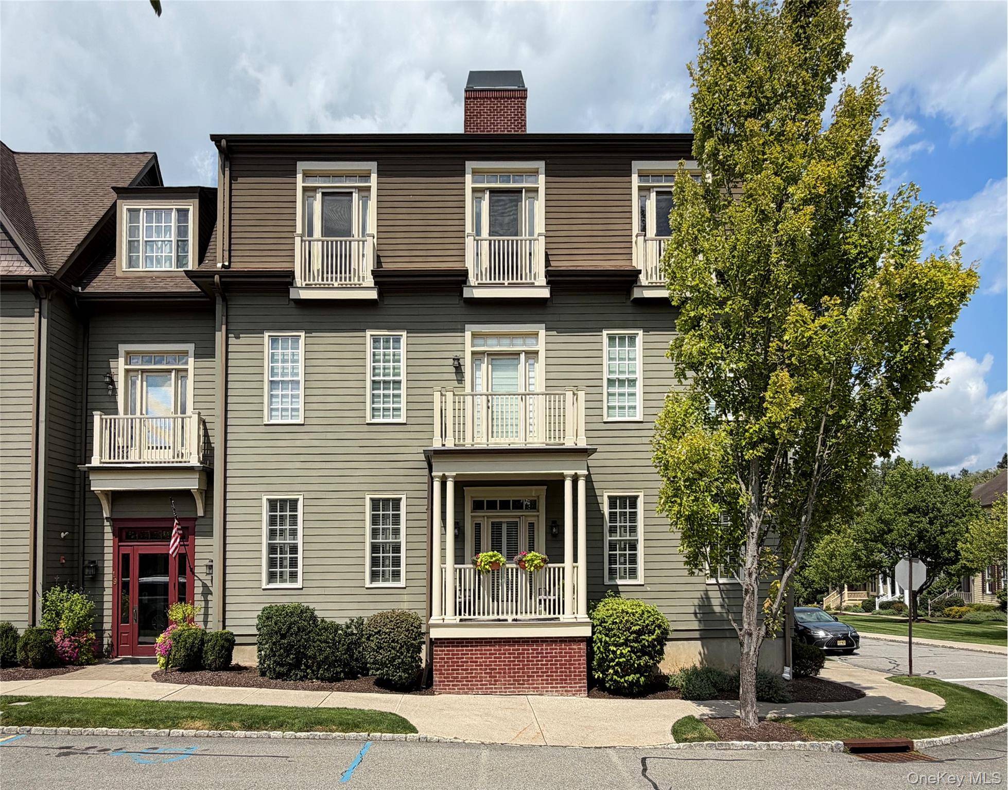 19 Cropsey ST #1 D, Warwick, NY 10990