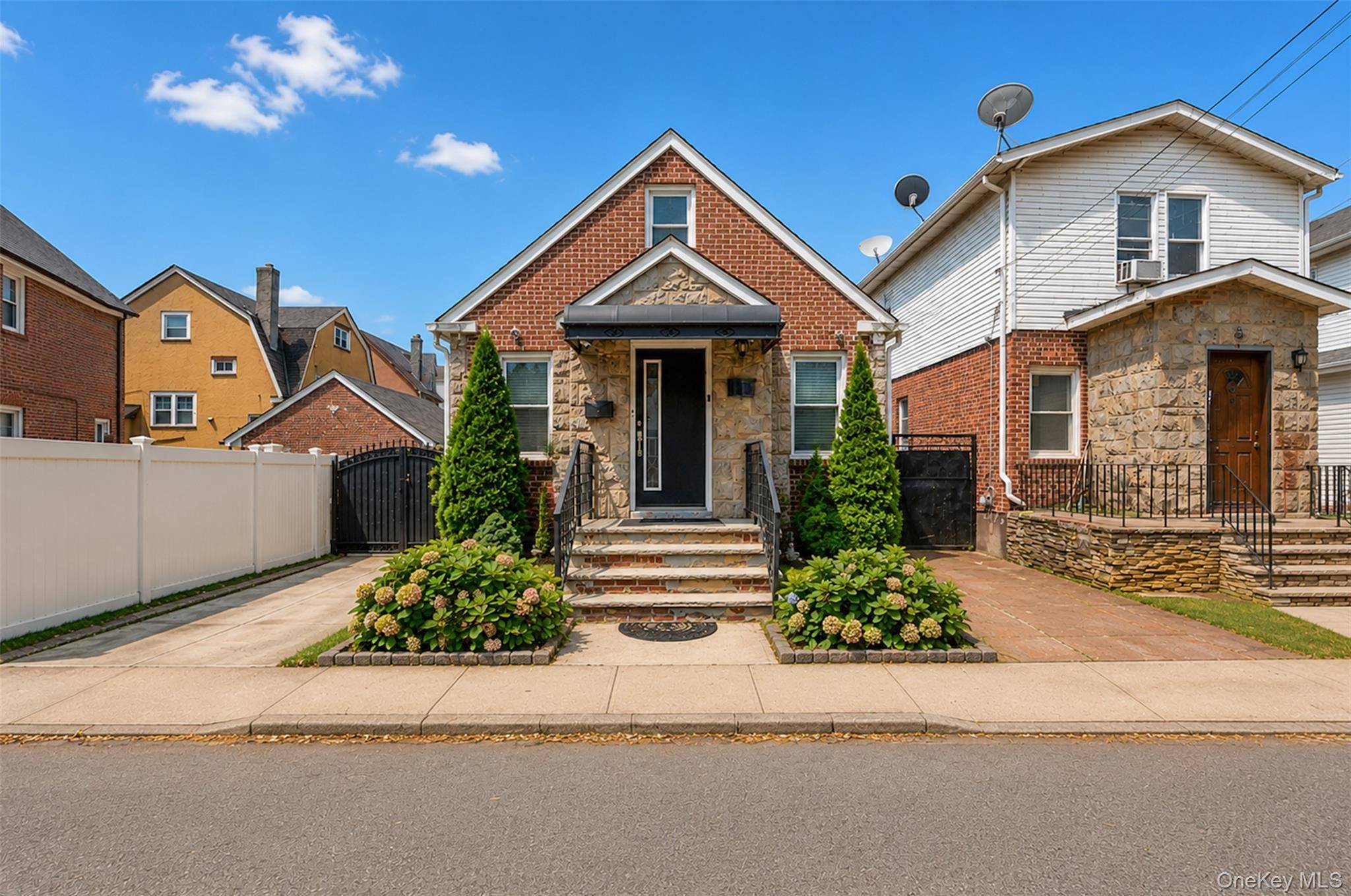 10238 85th RD, Richmond Hill, NY 11418