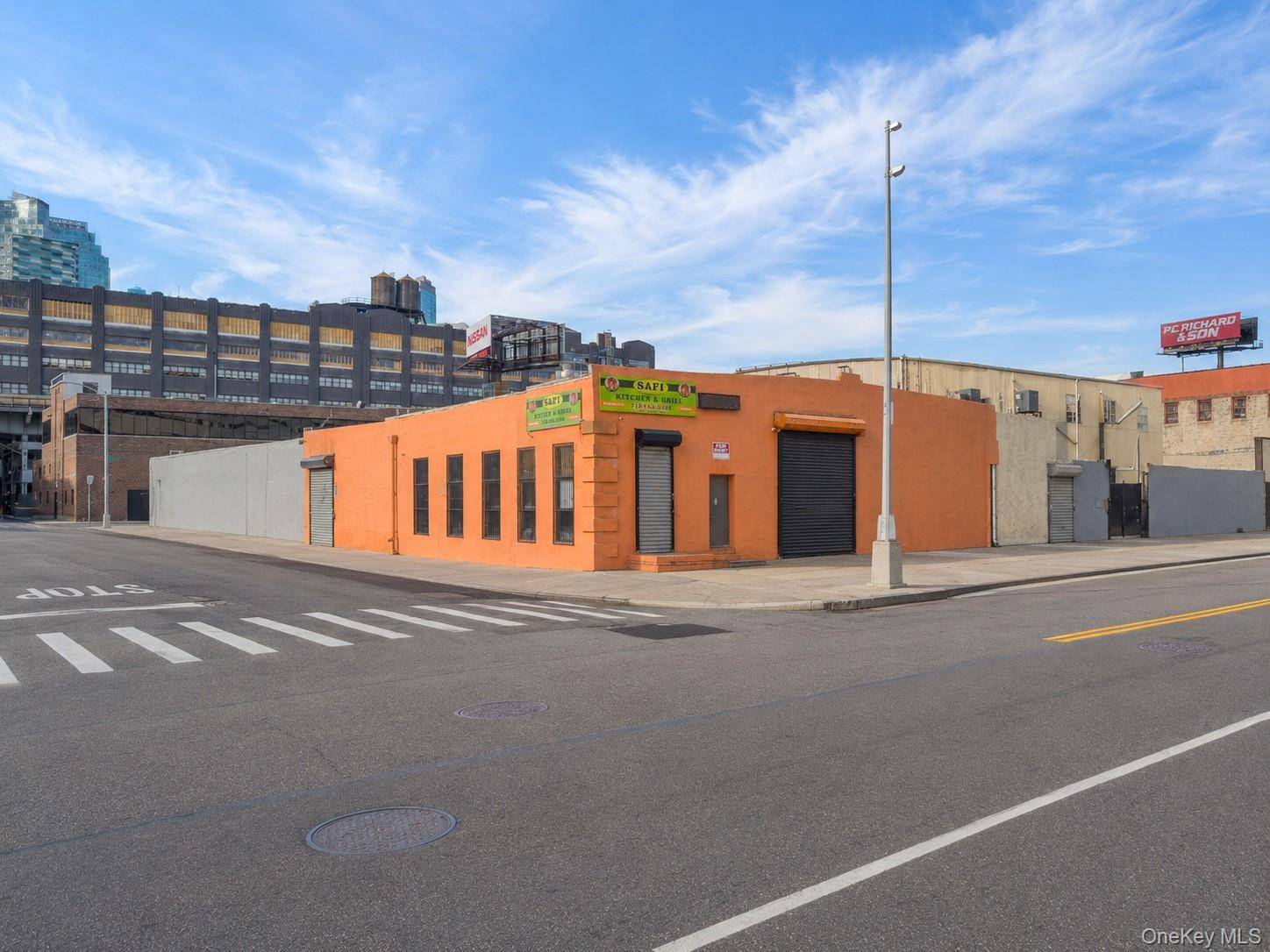 23-01 Borden AVE, Long Island City, NY 11101