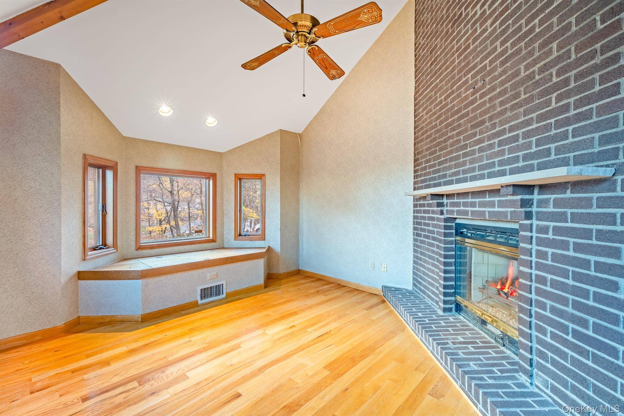 22 Weyant RD, Fort Montgomery, NY 10922