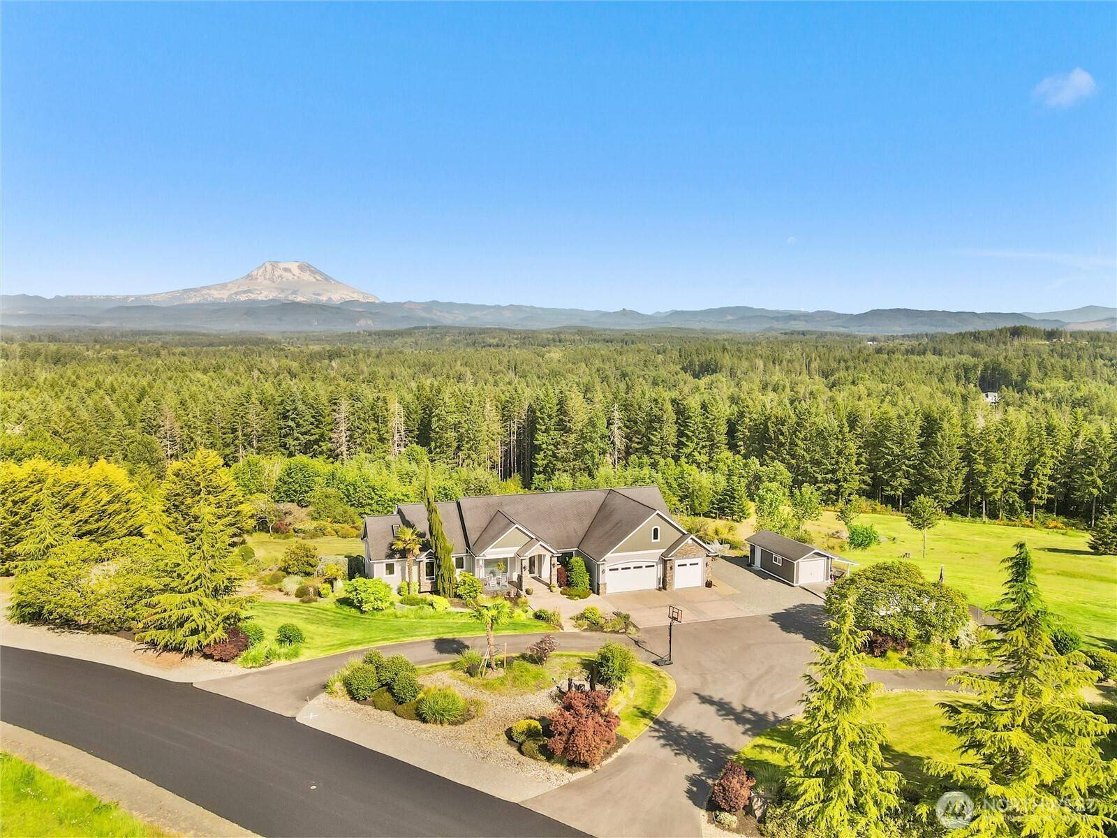 2510 Cascade DR E, Roy, WA 98580