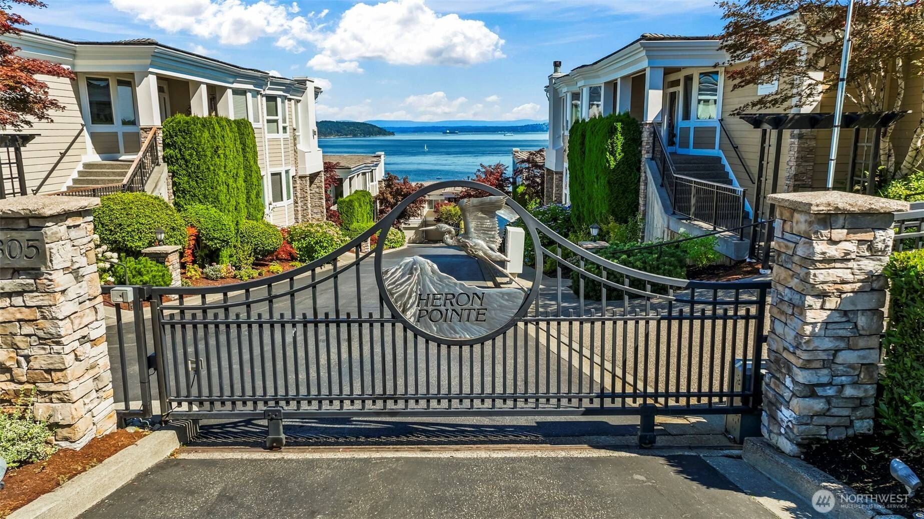 7305 Soundview DR NW #601, Gig Harbor, WA 98335