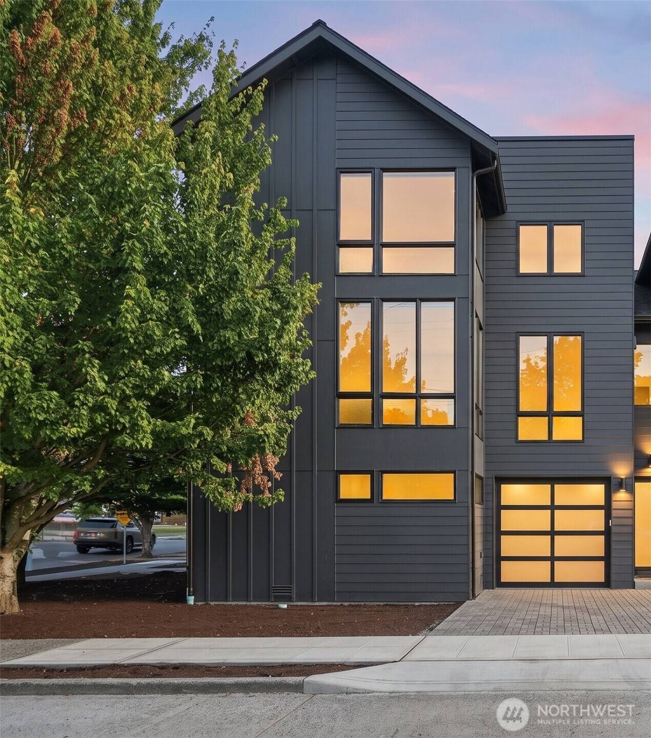 5301 49th AVE SW, Seattle, WA 98136