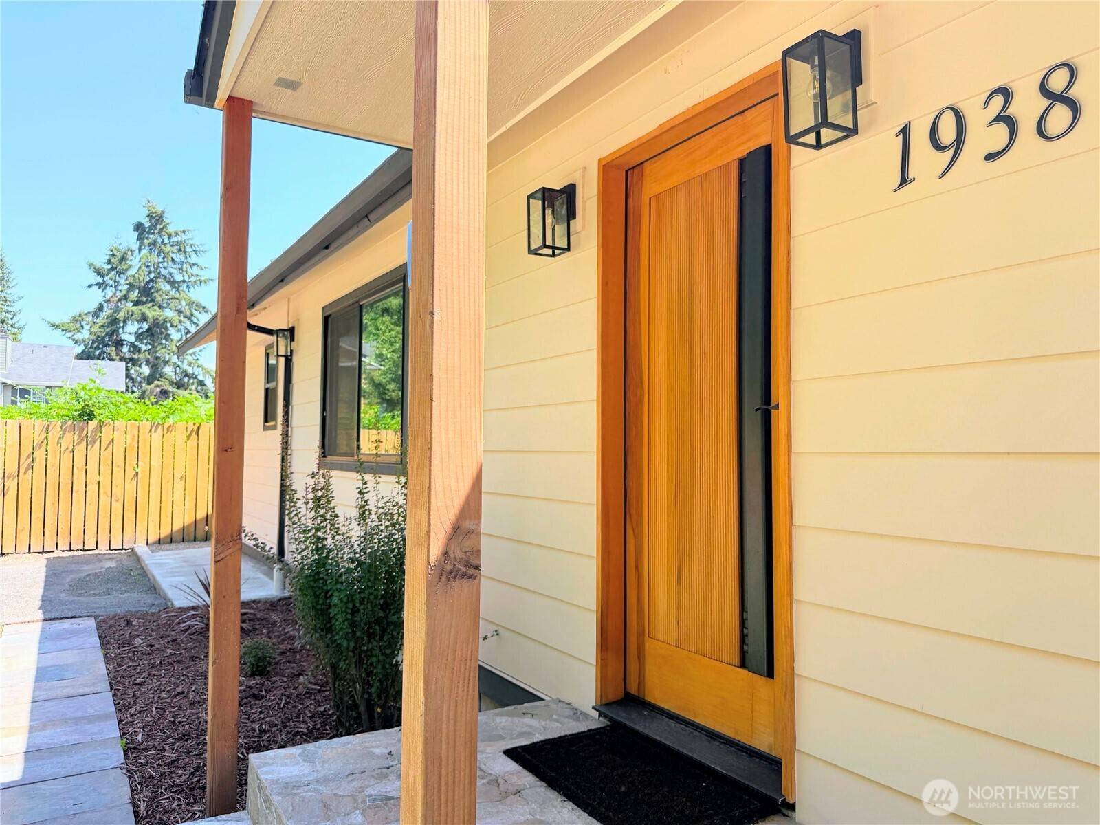 1938 A ST SE, Auburn, WA 98002